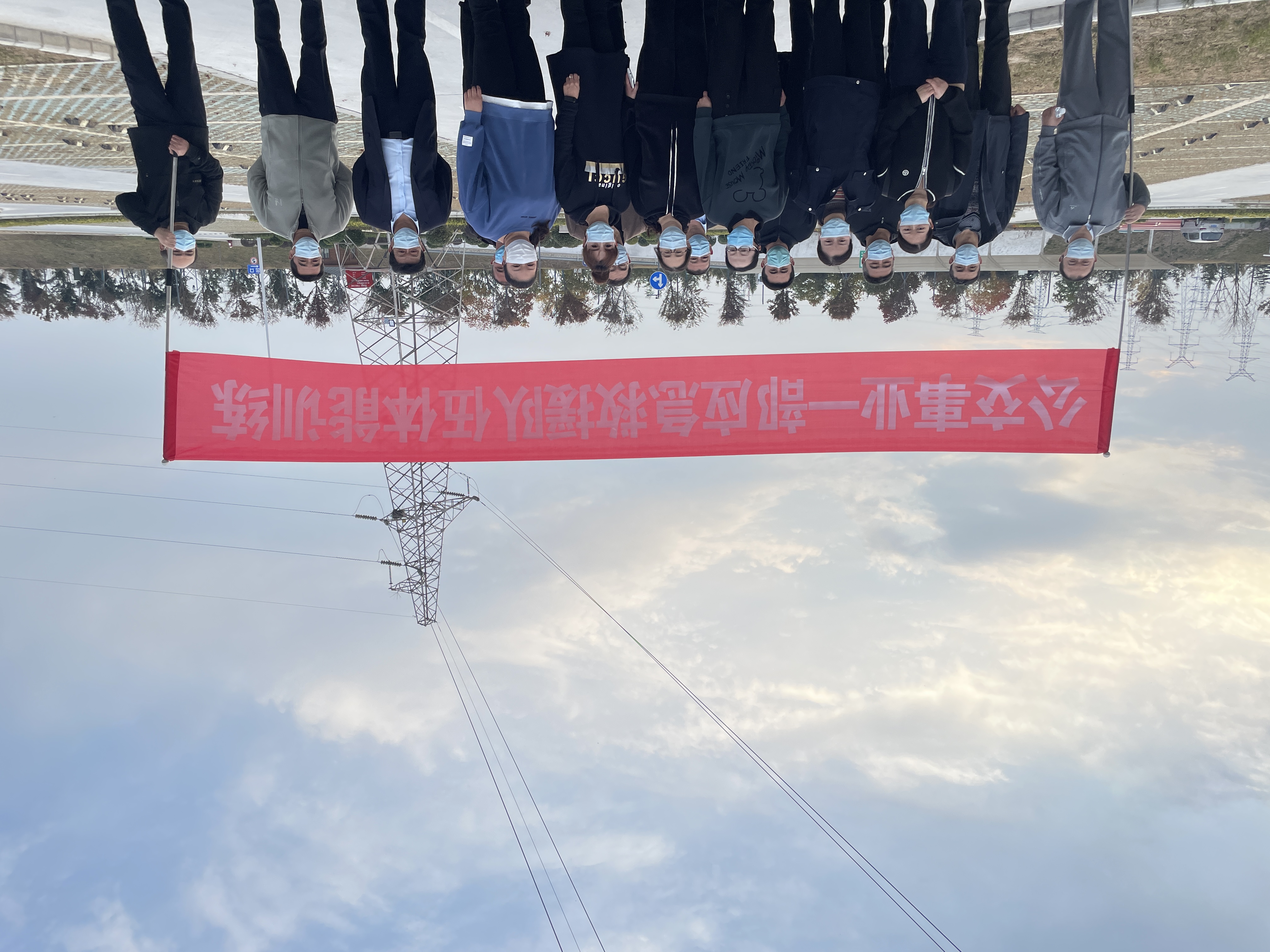 公交集團(tuán)公交事業(yè)一部開展應(yīng)急救援隊(duì)伍體能訓(xùn)練活動(dòng)