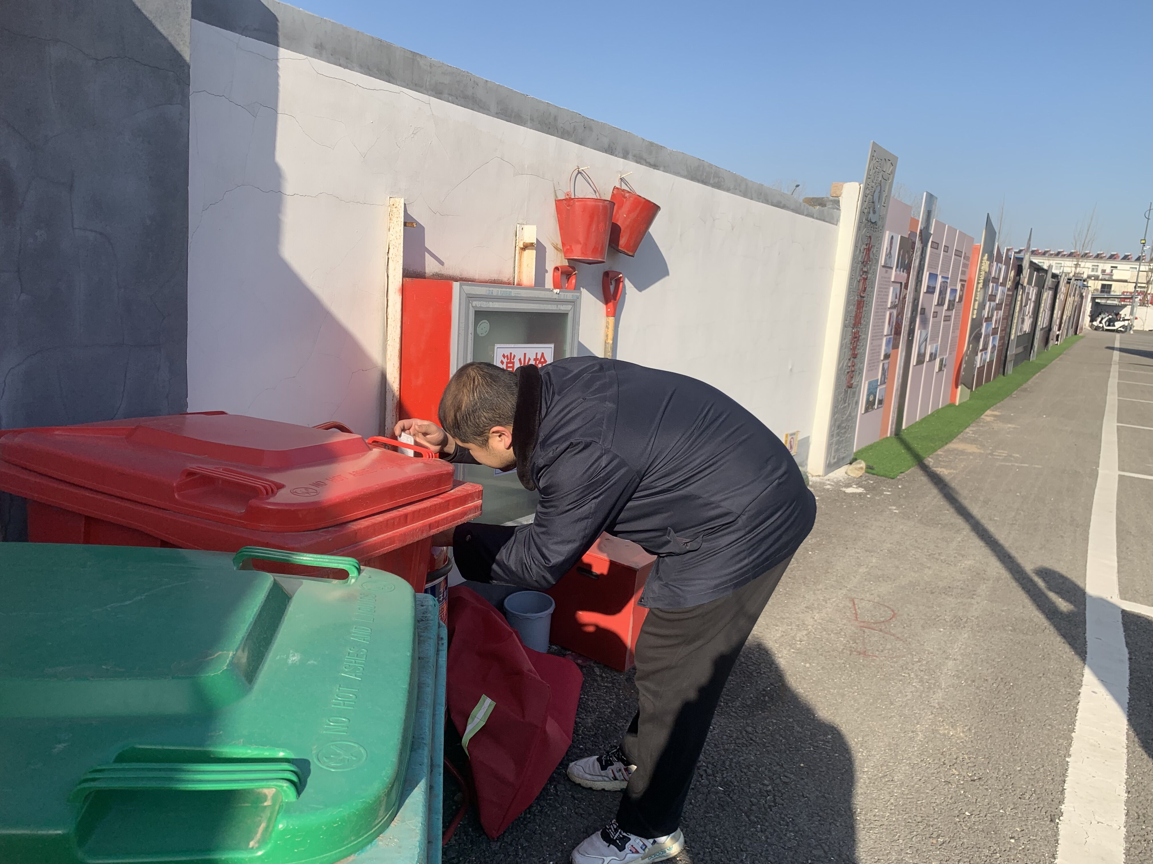 公交集團(tuán)公交事業(yè)一部開展場(chǎng)站安全隱患排查工作