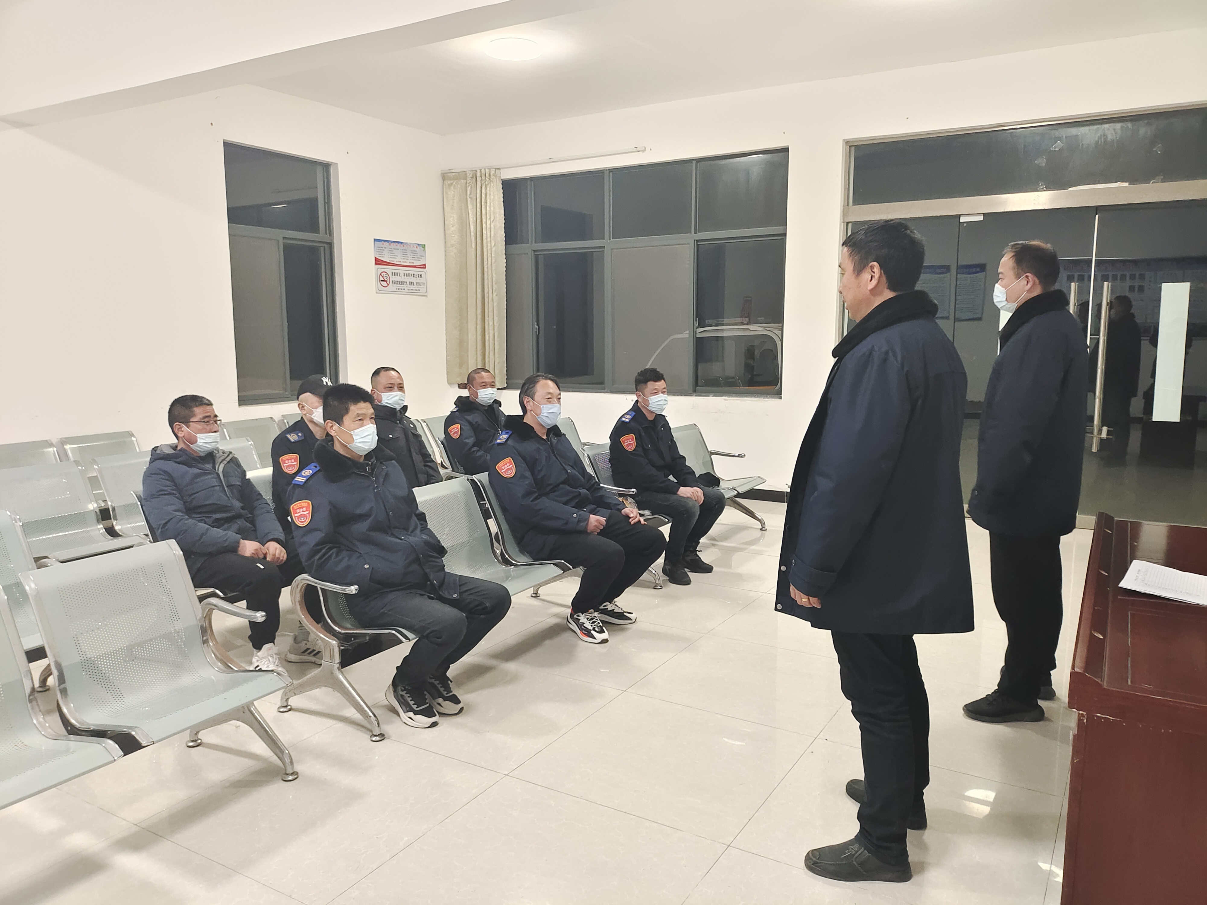 公交集團(tuán)公交事業(yè)一部召開(kāi)安全合格班組會(huì)議  不斷提升安全責(zé)任