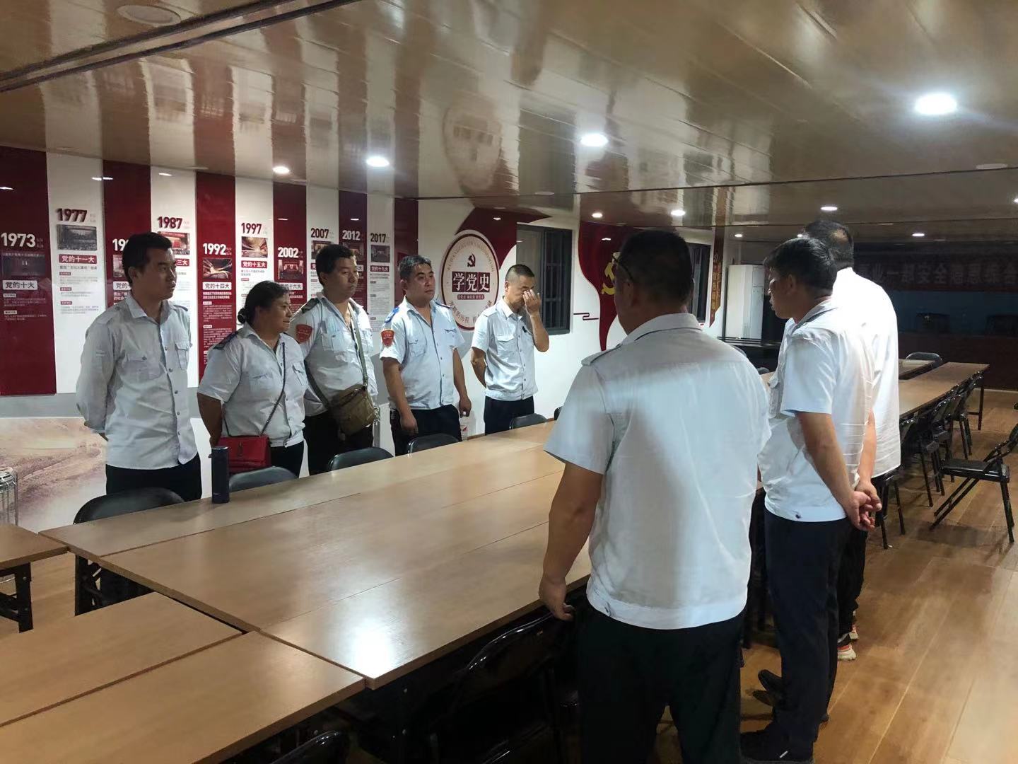 公交集團(tuán)公交事業(yè)一部 開(kāi)展夏季駕駛員安全行車談心談話