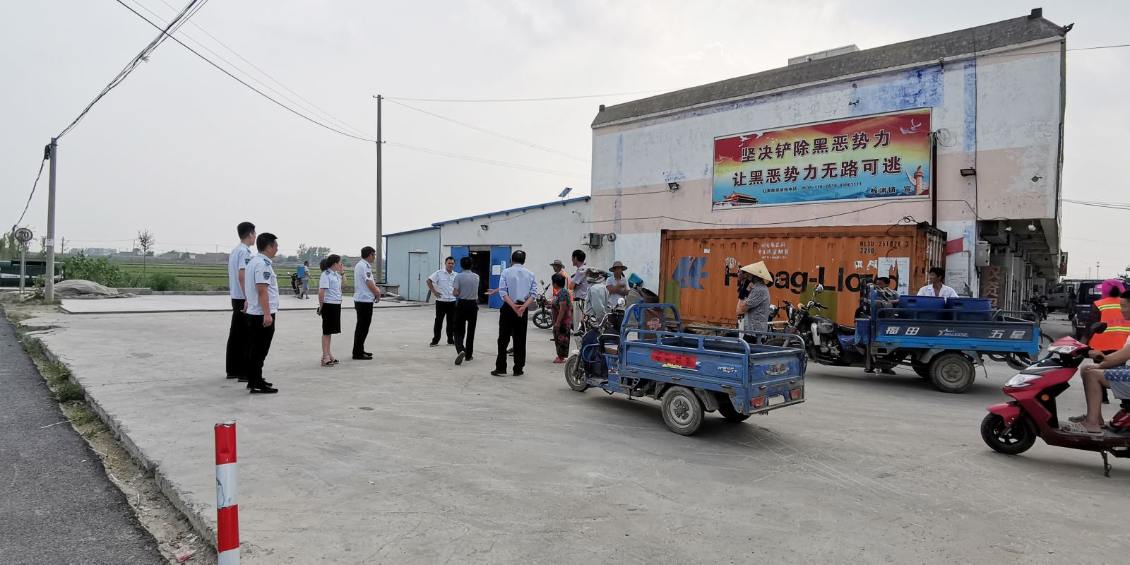 公交集團(tuán)開展鎮(zhèn)村公交線路調(diào)研活動(dòng)