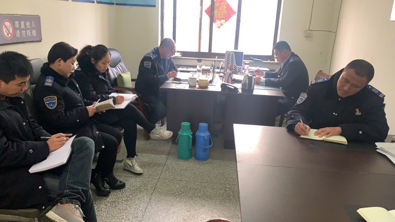 公交集團(tuán)公交事業(yè)一部召開“五一”運(yùn)力保障會議