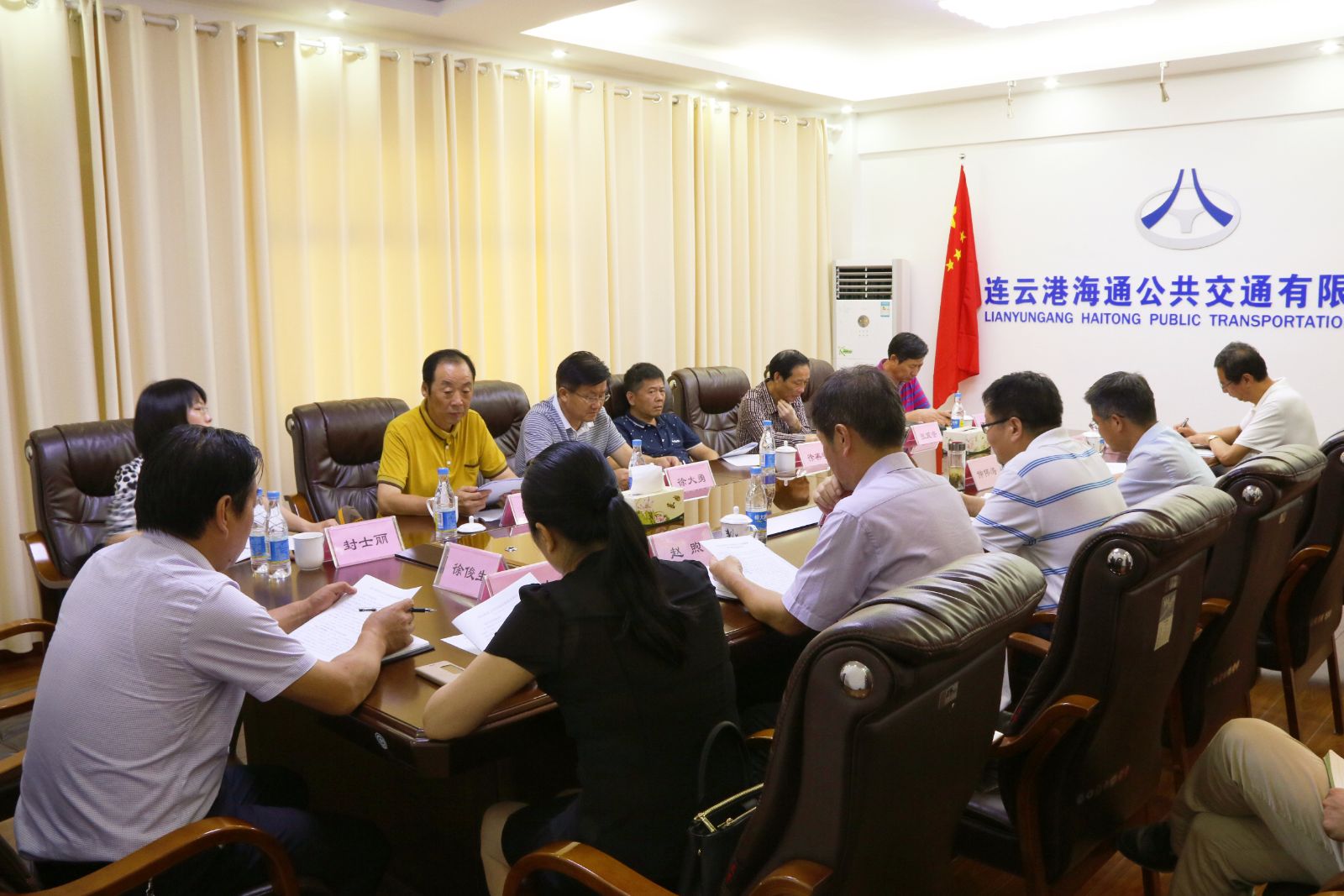 市人大常委會領(lǐng)導(dǎo)蒞臨海通公交專題調(diào)研