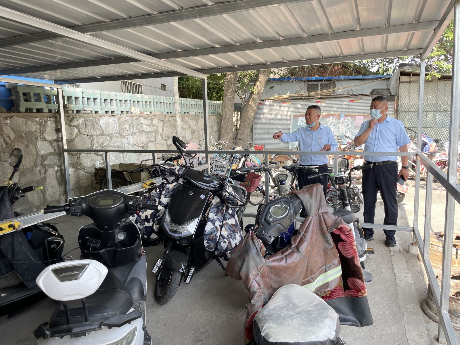 公交集團(tuán)公交事業(yè)一部嚴(yán)格排查場(chǎng)站安全隱患 筑牢安全防線