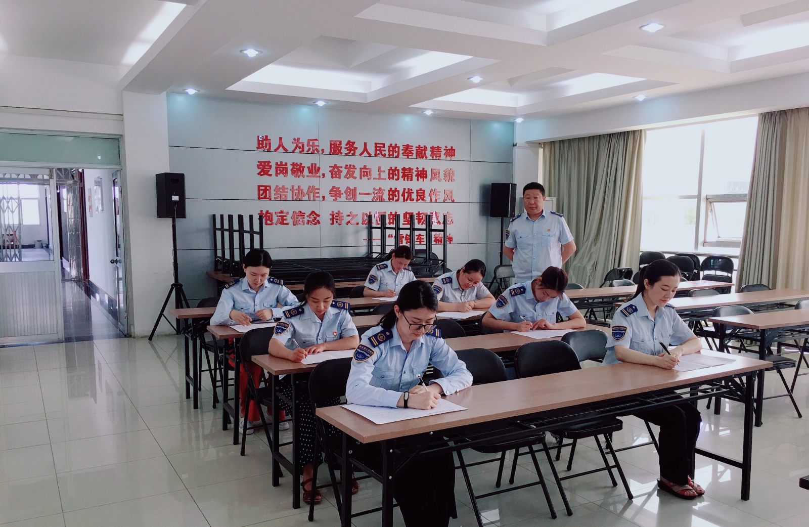 公交集團開展服務熱線第二季度業(yè)務測試