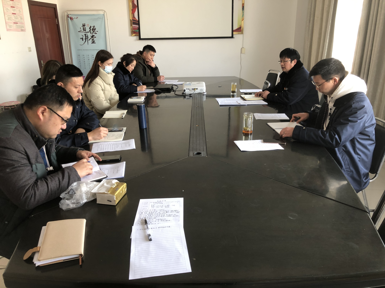 公交集團公交事業(yè)二部召開2022年首次運營生產(chǎn)會