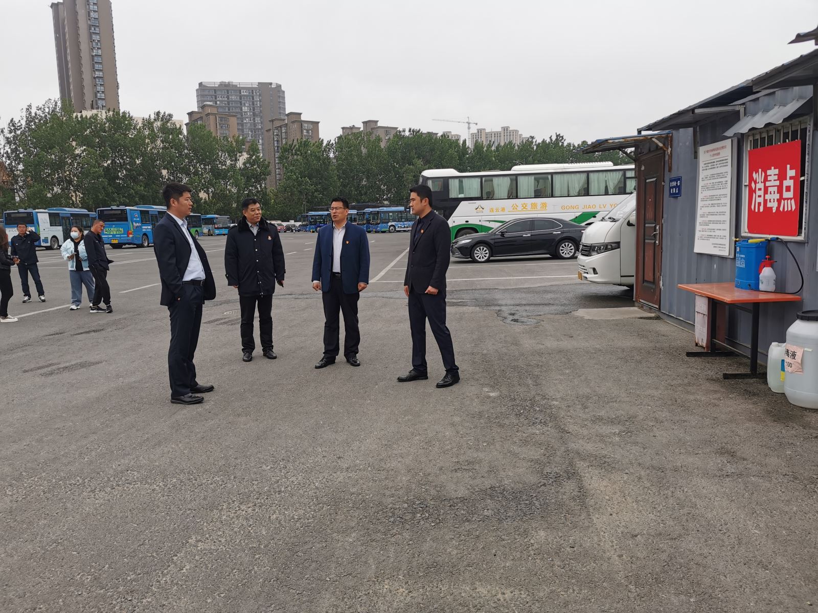 連云港市公交集團(tuán)持續(xù)開(kāi)展創(chuàng)衛(wèi)專項(xiàng)督查