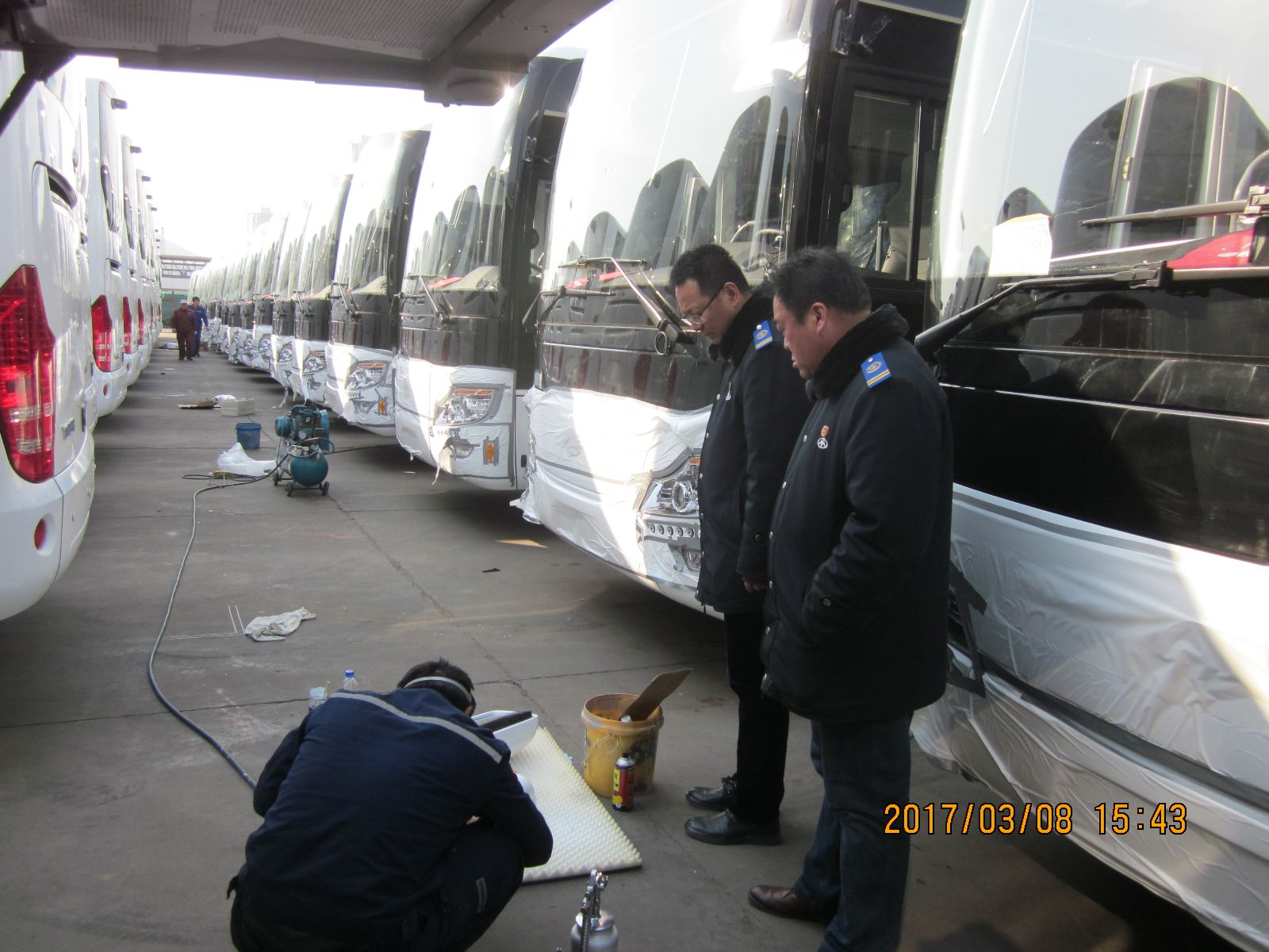 公交維修公司、大浦廠齊心協(xié)力做好出口車輛整備任務(wù)