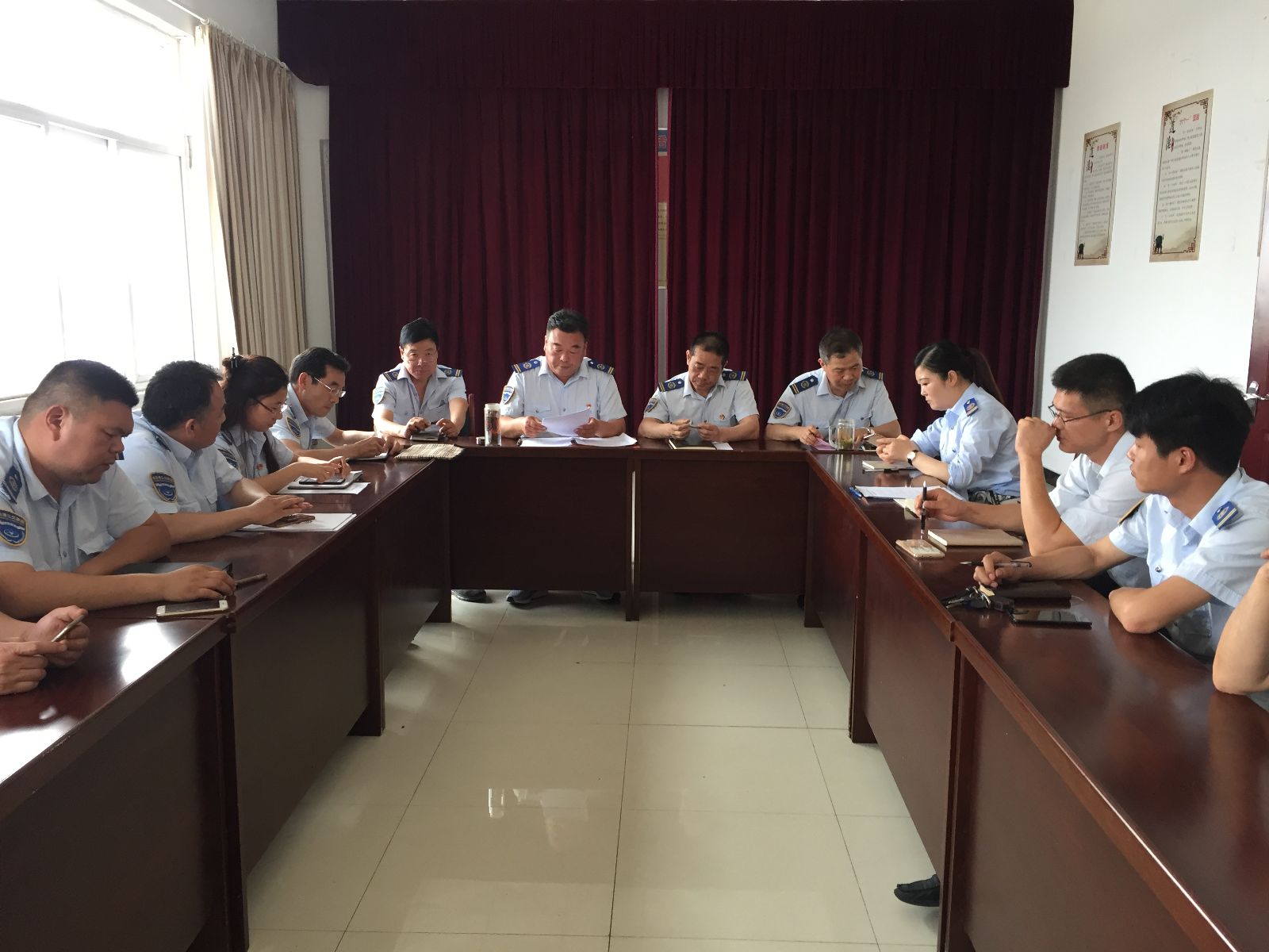 公交集團(tuán)汽服公司開(kāi)展“我與企業(yè)共成長(zhǎng)”討論會(huì)議